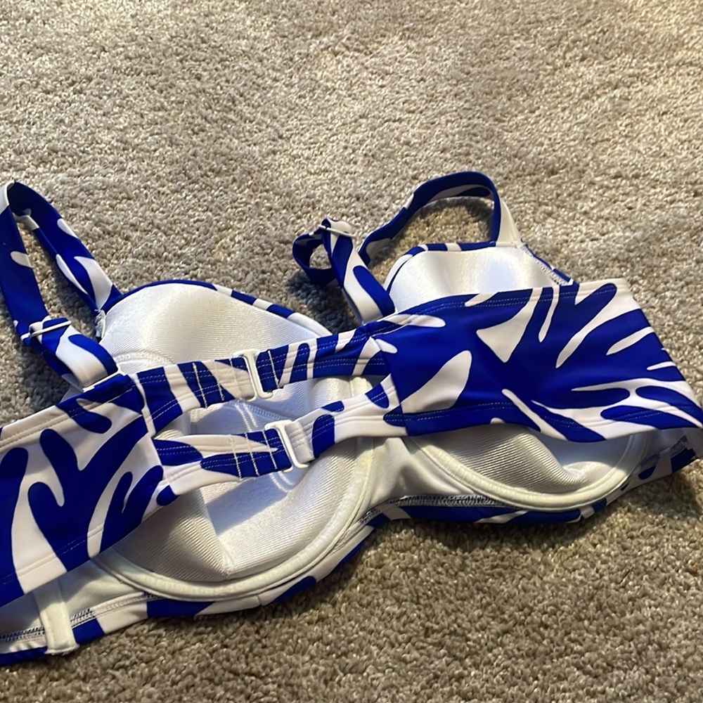 Kona Sol plus sized swim bra in zebra blue and white size 18 new - Picture 6 of 10